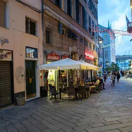 - Pieno Centro A 2 Passi Dall'acquario Appartamento